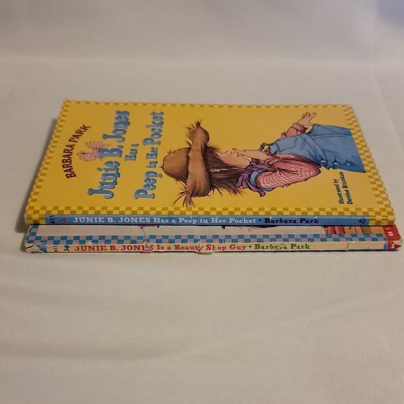 Lot of 2 Junie B. Jones Paperback Books - Acceptable Condition - # 1 & # 11 - Picture 5 of 6